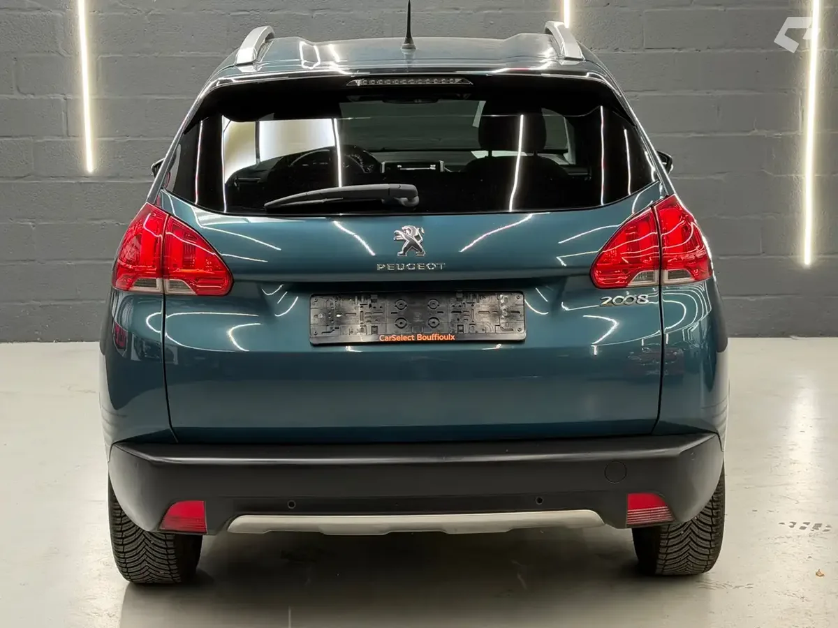Peugeot 2008 2015 — photo 4
