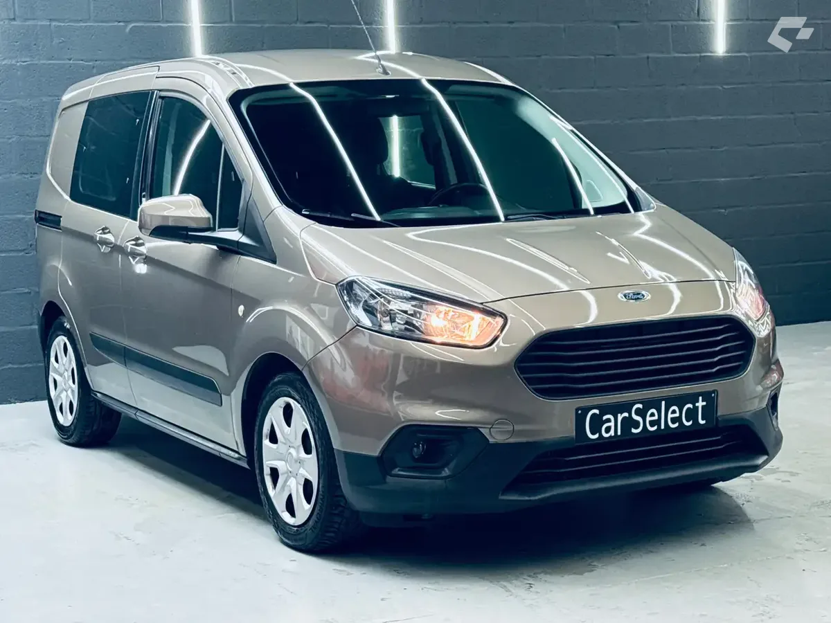 Ford Transit Courier 2019 — photo 2