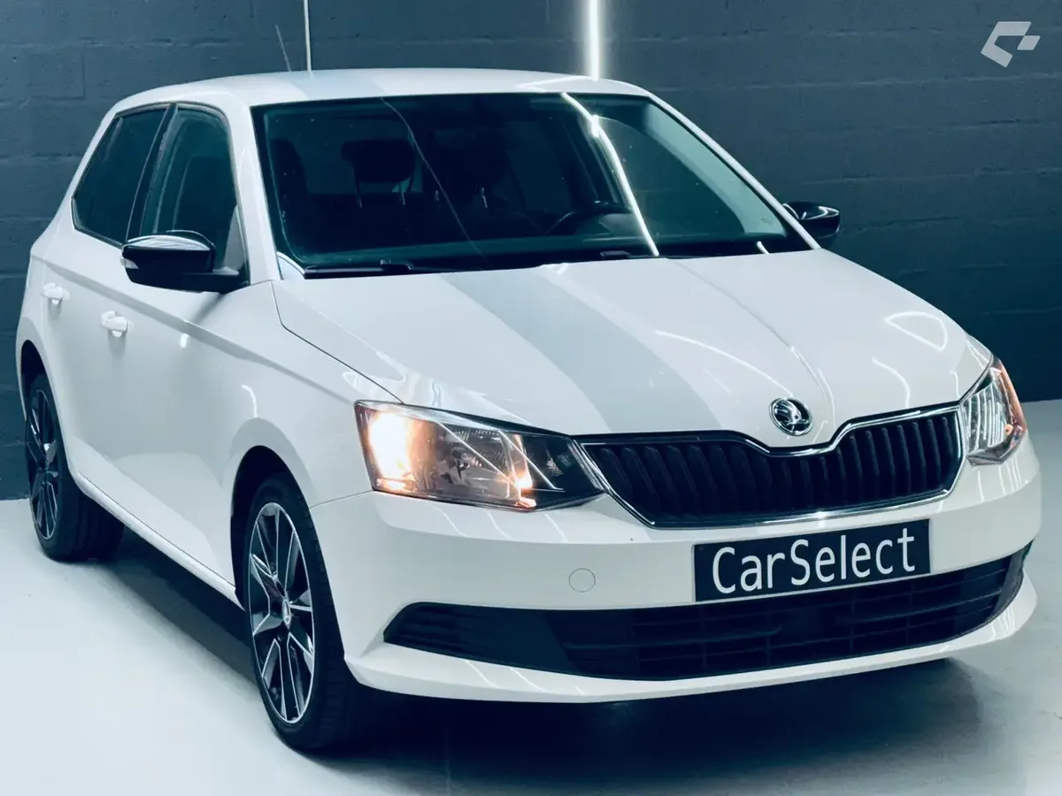 Skoda Fabia 2015 — photo 4