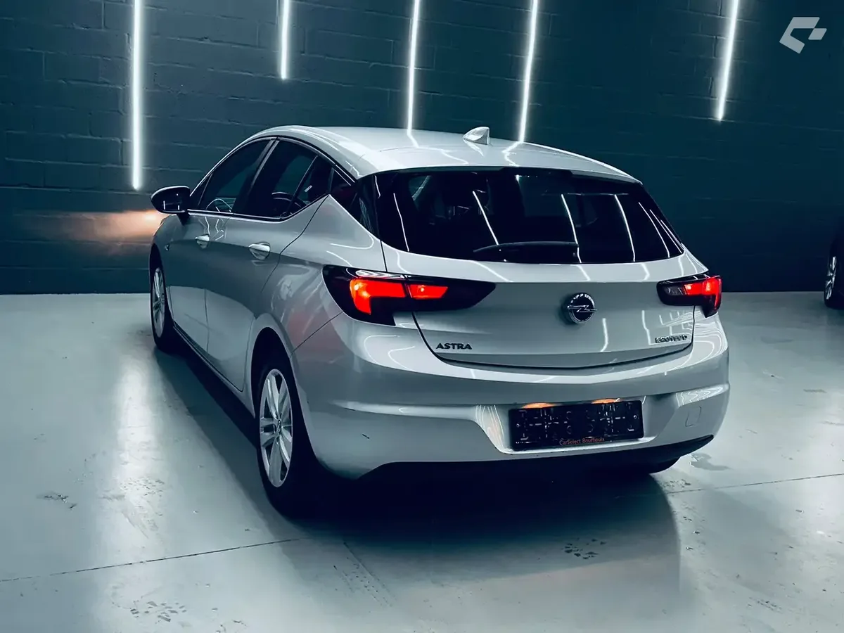 Opel Astra 2017 — photo 4