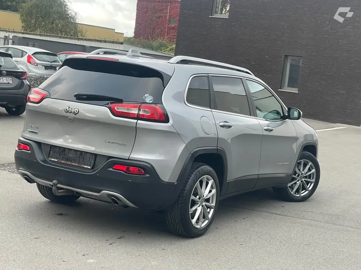 Jeep Cherokee 2014 — photo 4