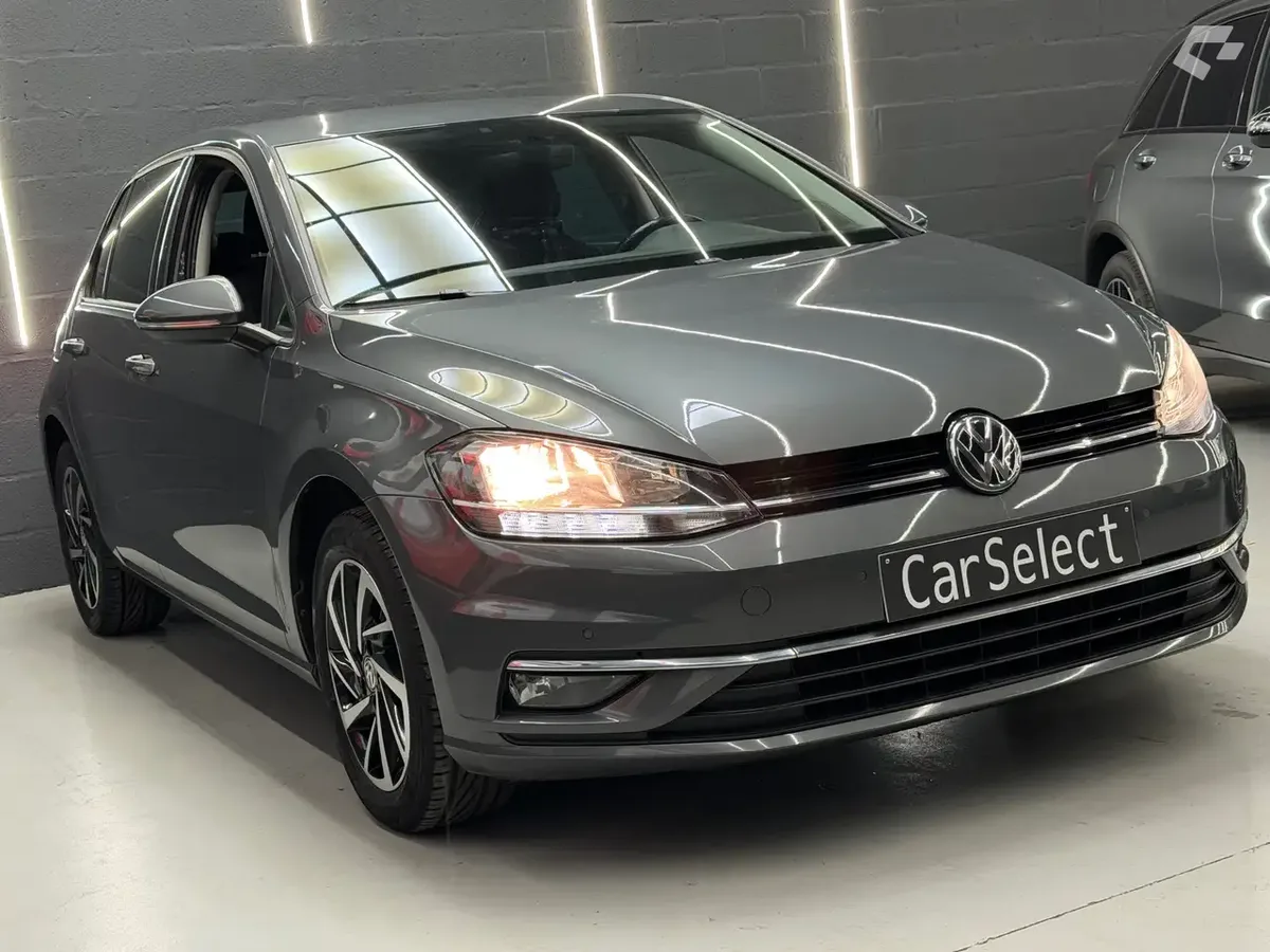 Volkswagen Golf 2019 — photo 2