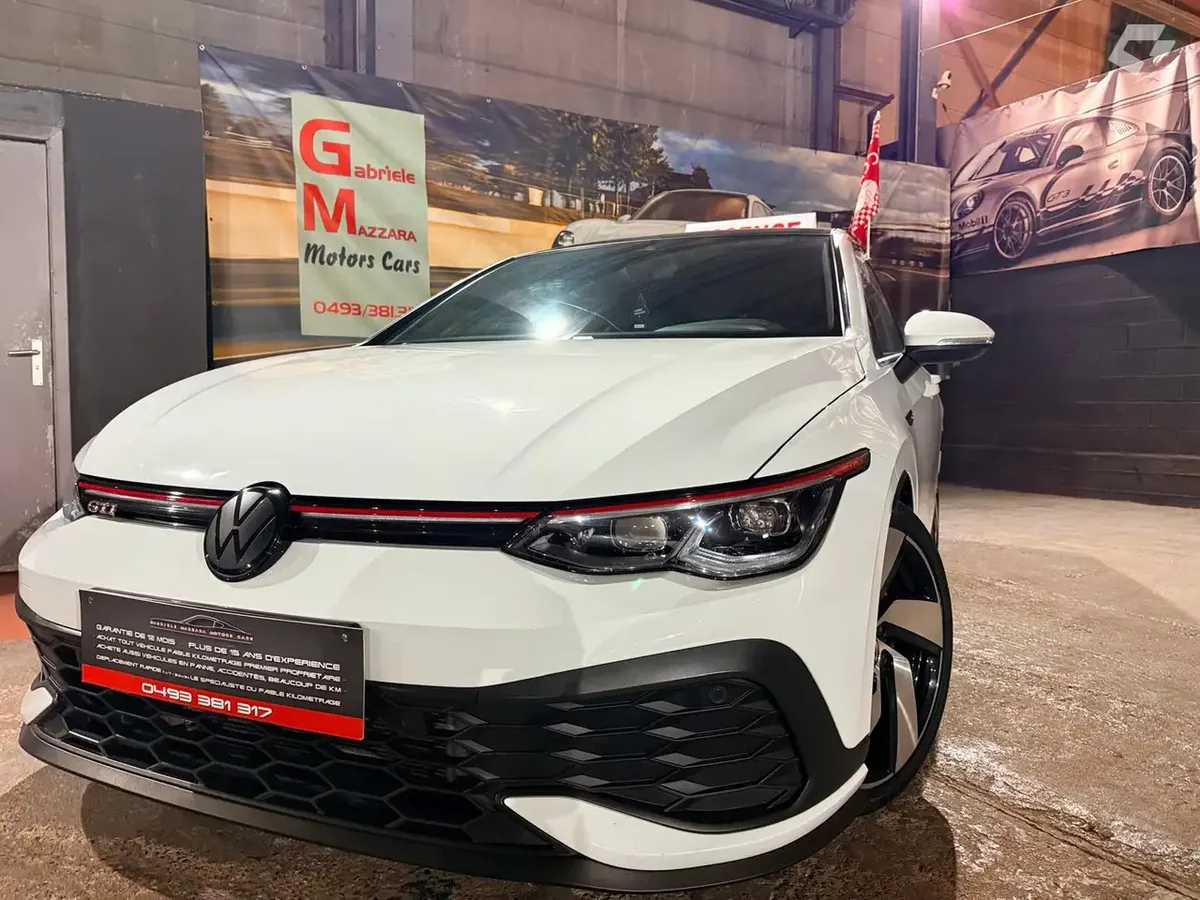 Volkswagen Golf 2021 — photo 1