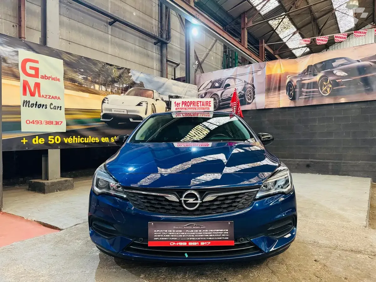 Opel Astra 2021 — photo 2