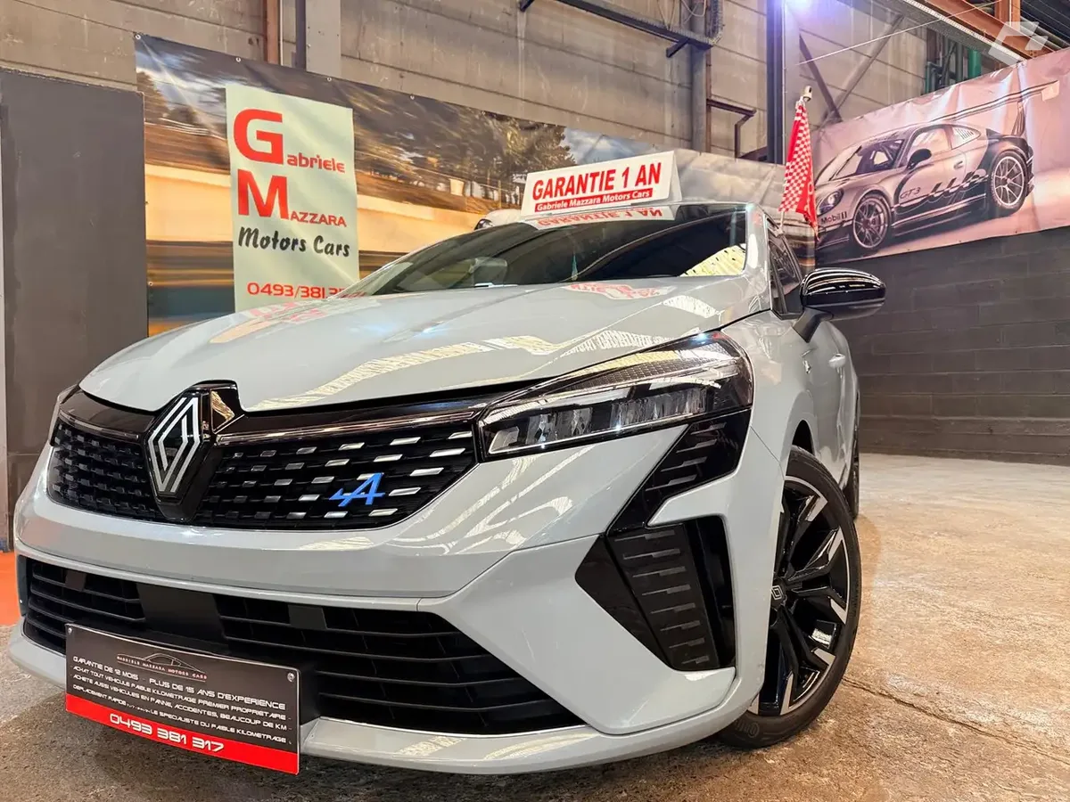 Renault Clio 2025 — photo 1