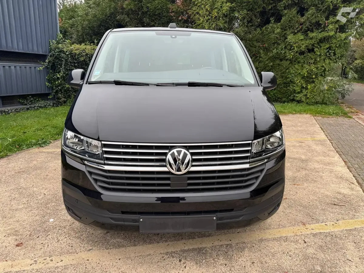 Volkswagen T6 1 Caravelle 2024 — photo 4