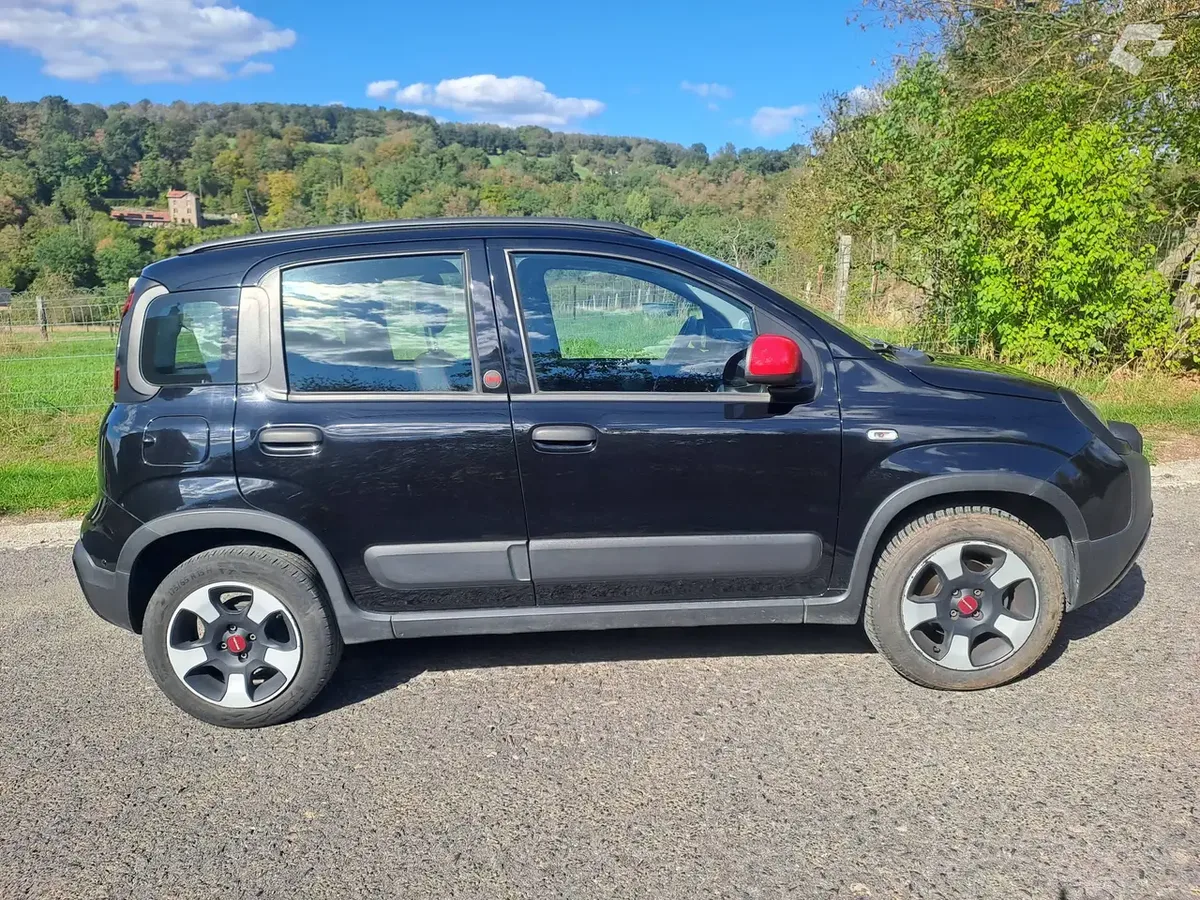 Fiat Panda 2023 — photo 2