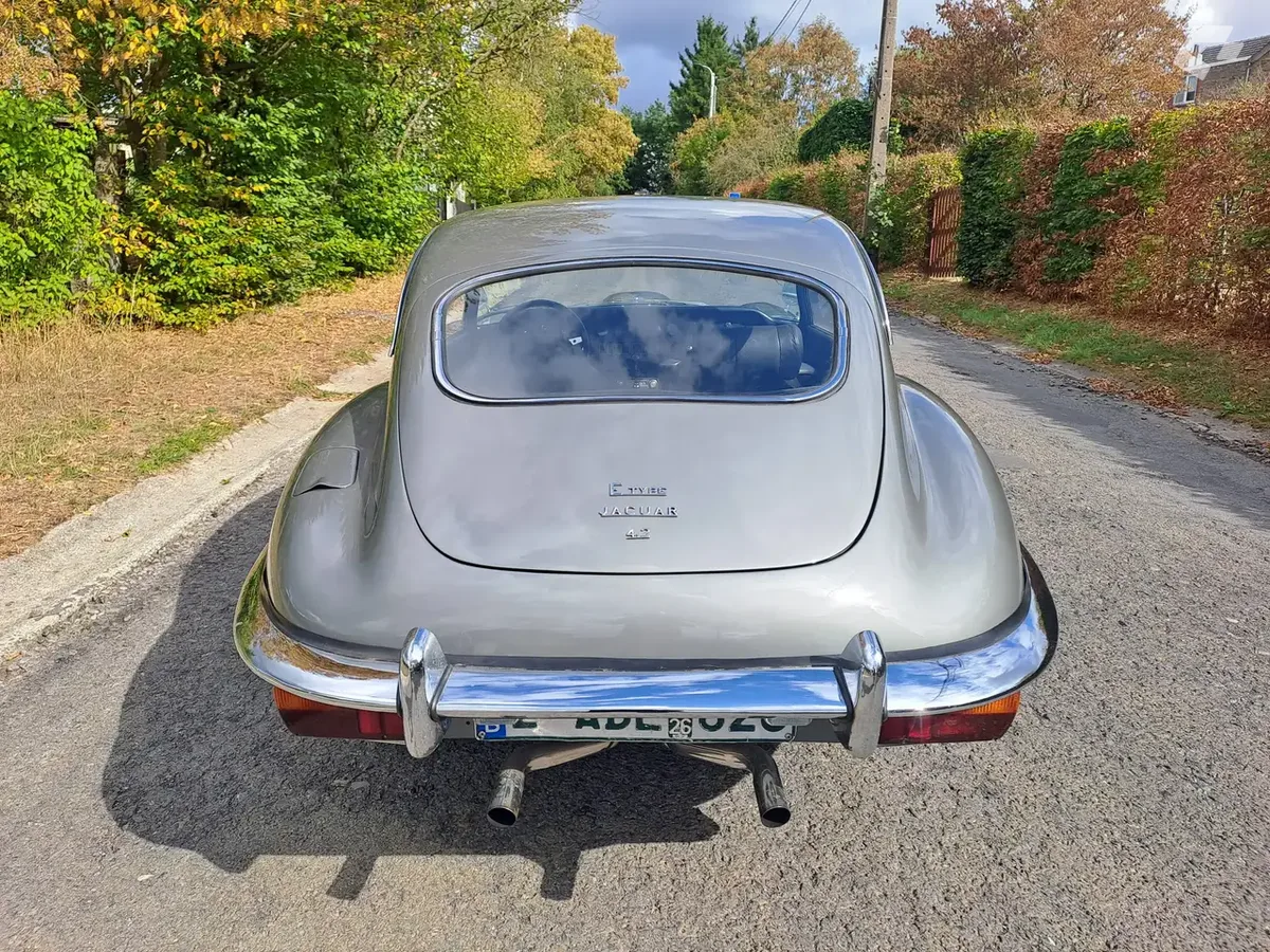 Jaguar E-Type 1969 — photo 3
