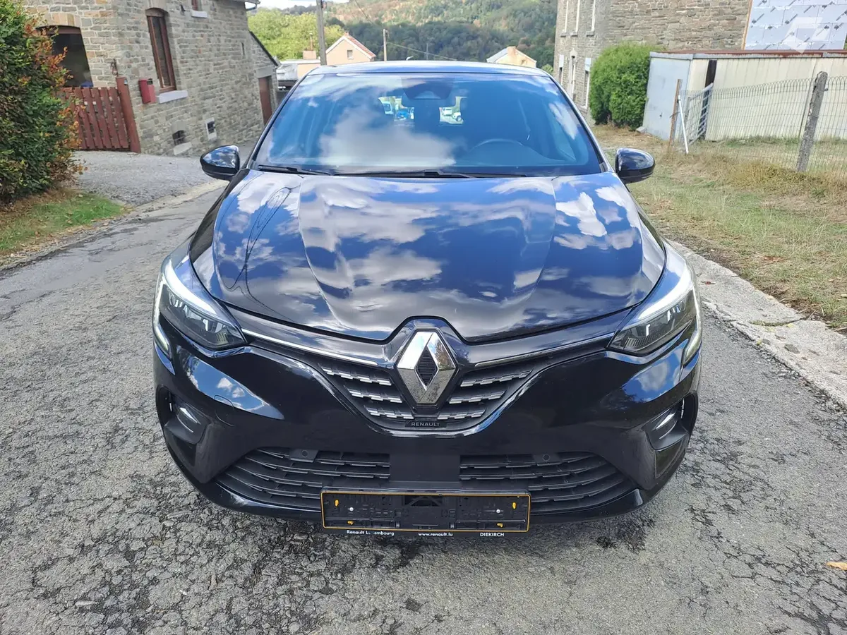 Renault Clio 2021 — photo 3