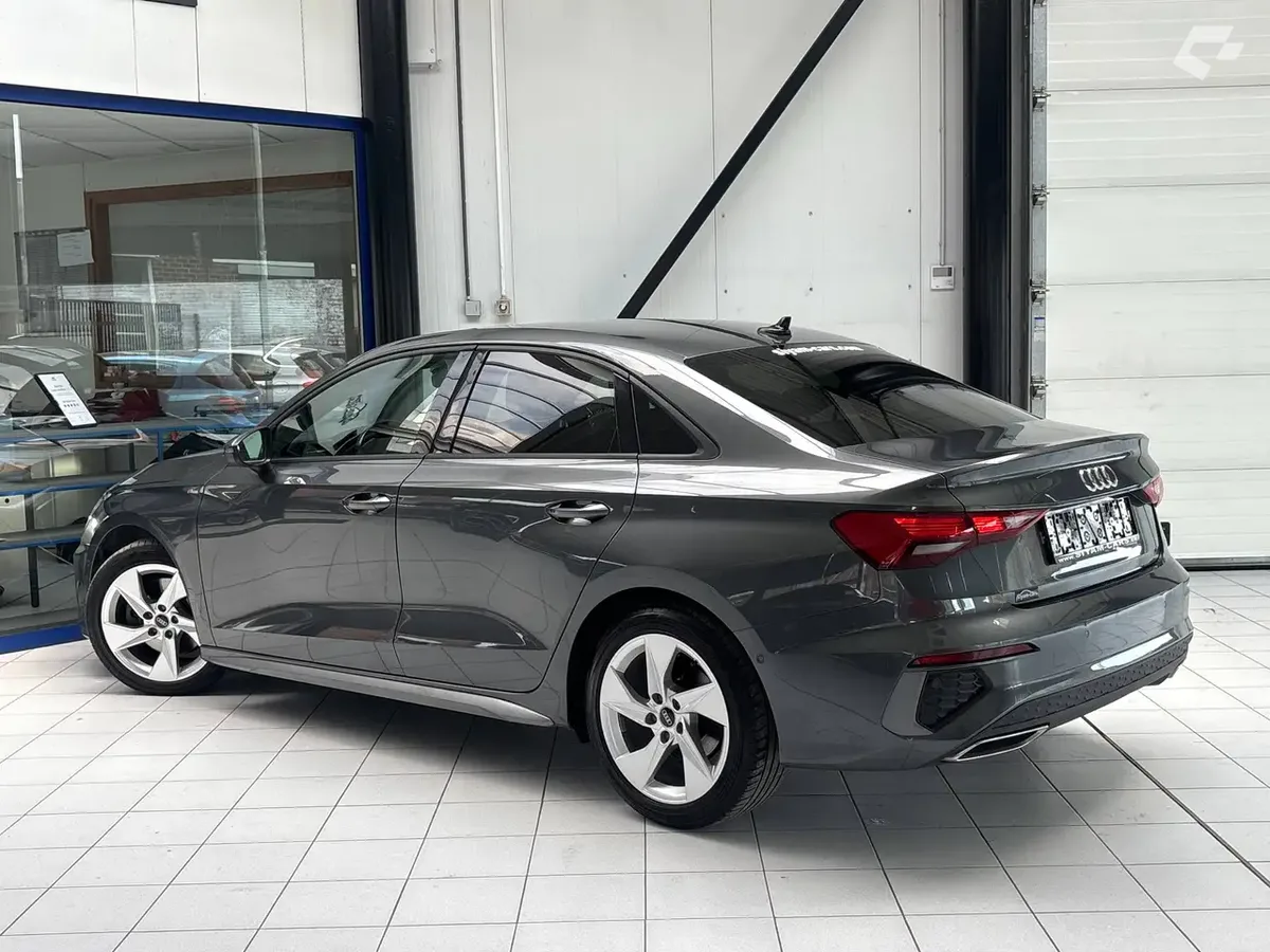 Audi A3 2021 — photo 3