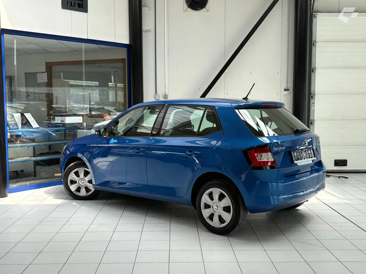 Skoda Fabia 2017 — photo 3