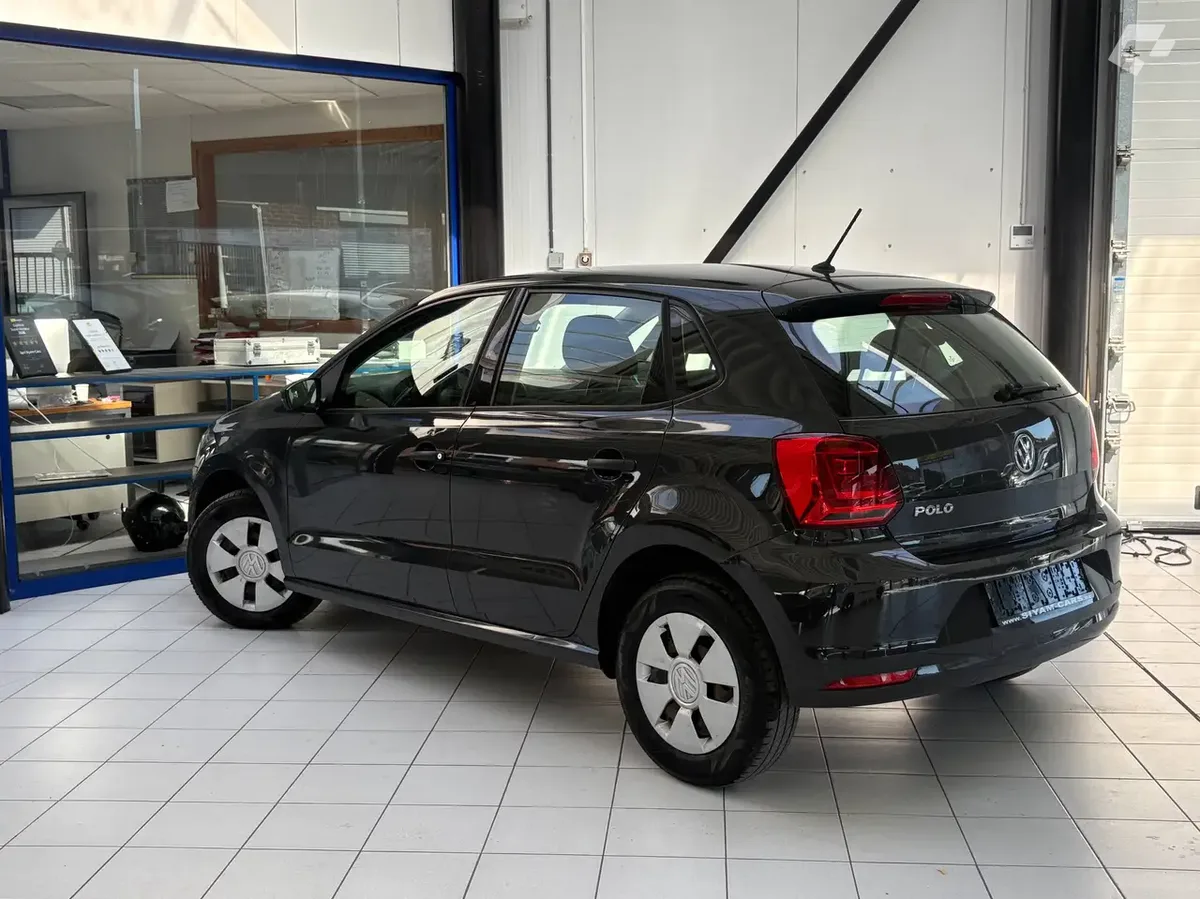 Volkswagen Polo 2016 — photo 3