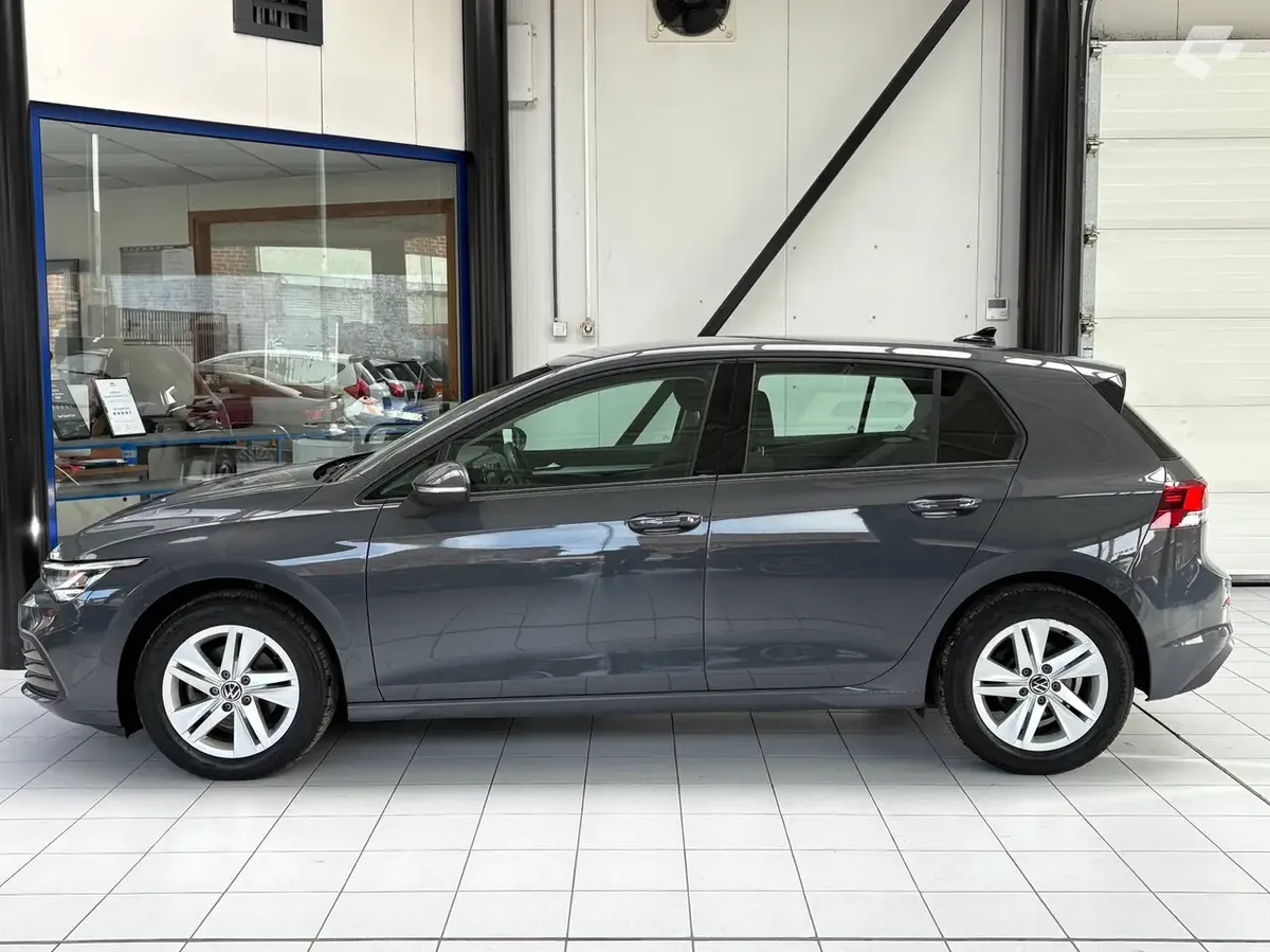 Volkswagen Golf 2021 — photo 2