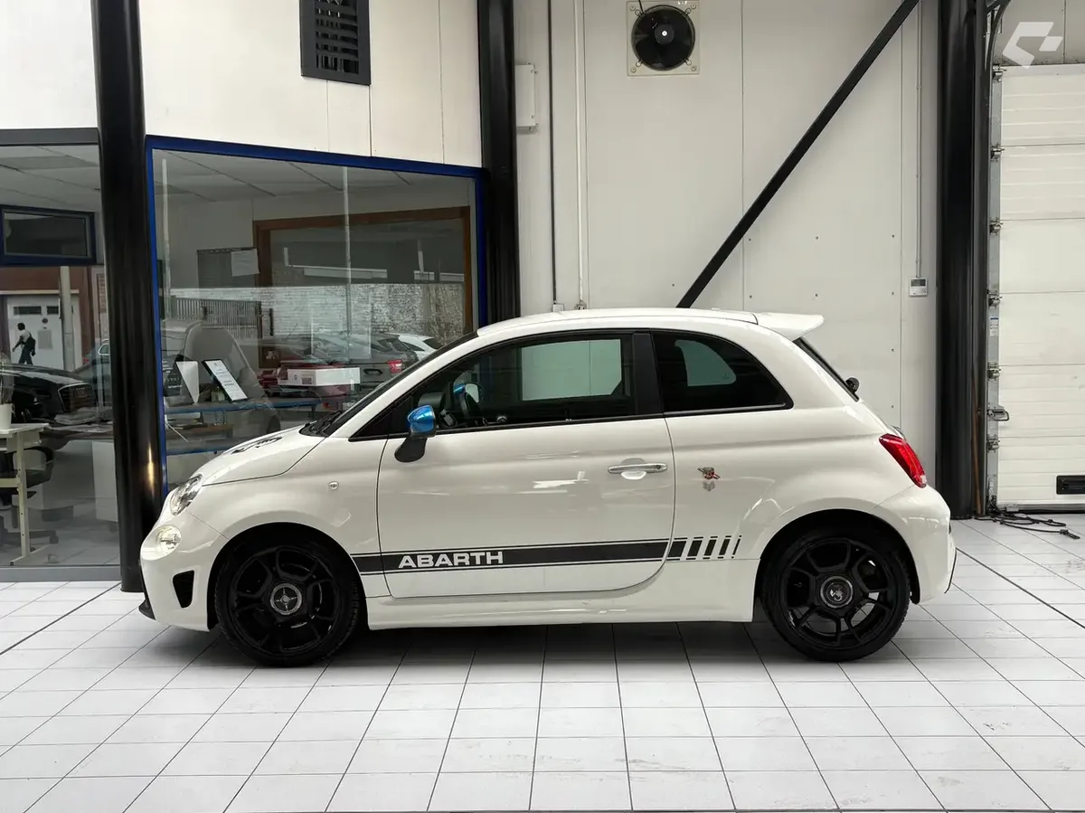 Fiat 500 Abarth 2021 — photo 2