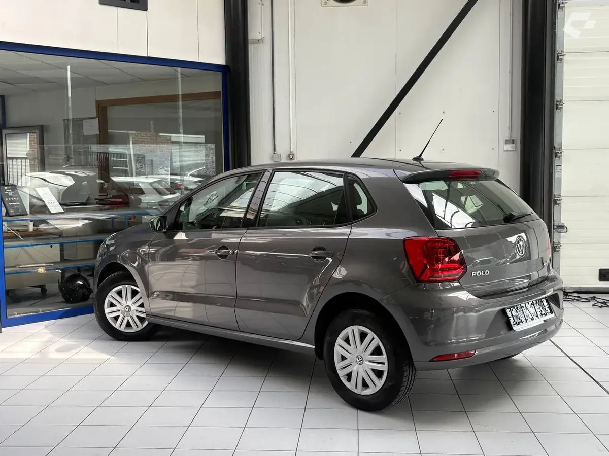 Volkswagen Polo 2016 — photo 3