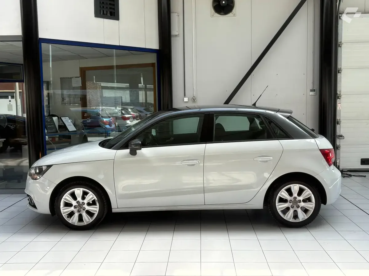Audi A1 2012 — photo 2