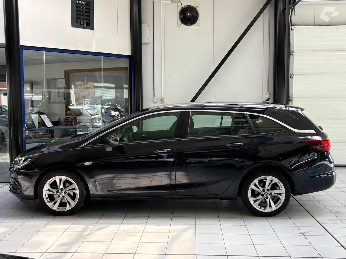 Opel Astra 2019 — photo 2