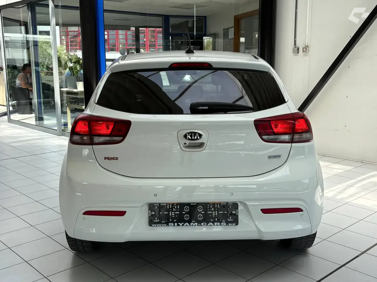 Kia Rio 2018 — photo 4