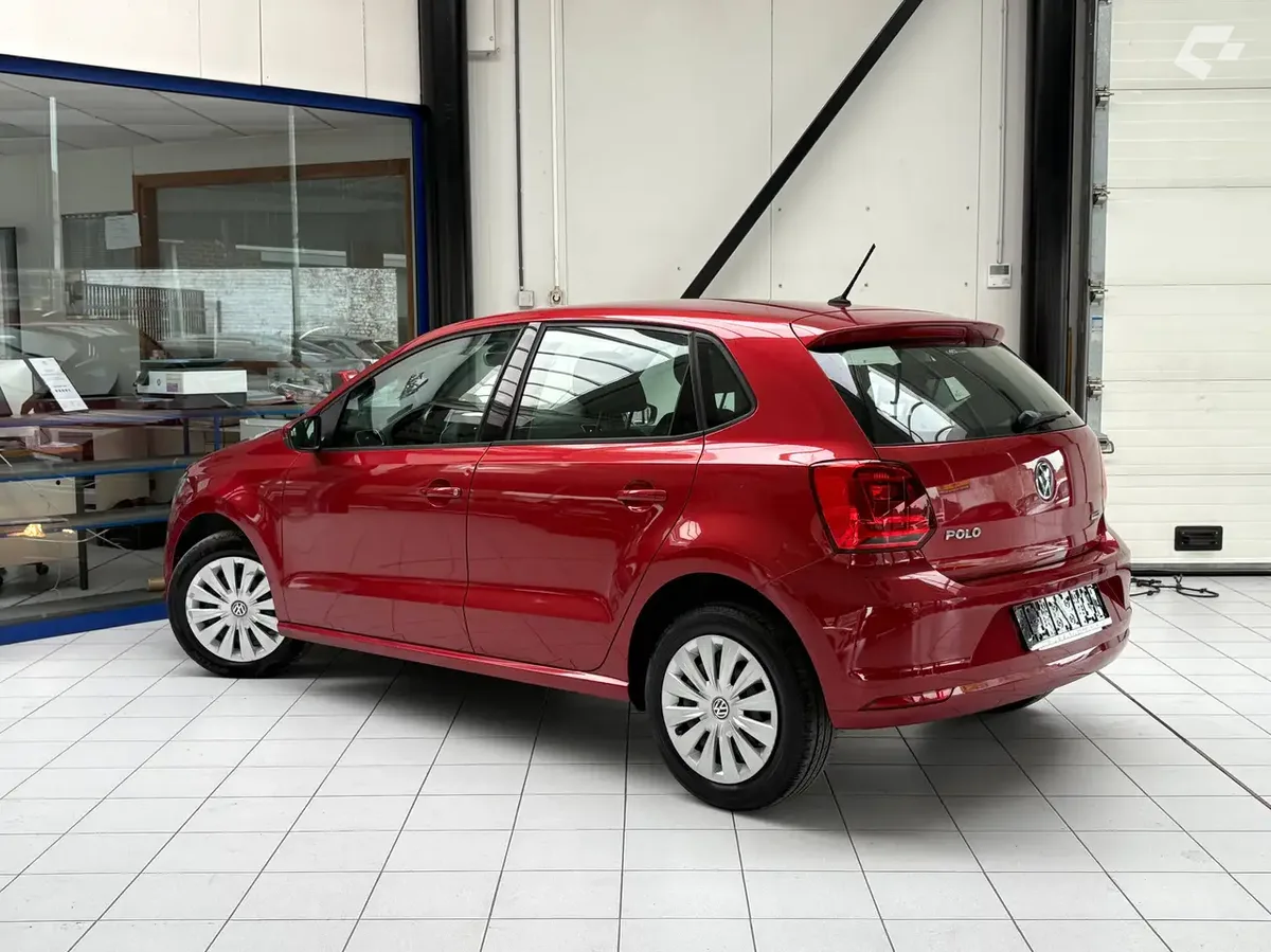 Volkswagen Polo 2015 — photo 3