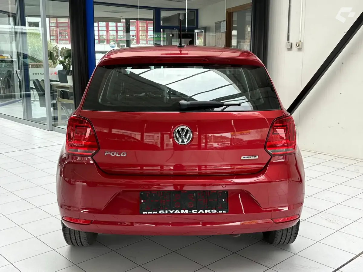 Volkswagen Polo 2015 — photo 4