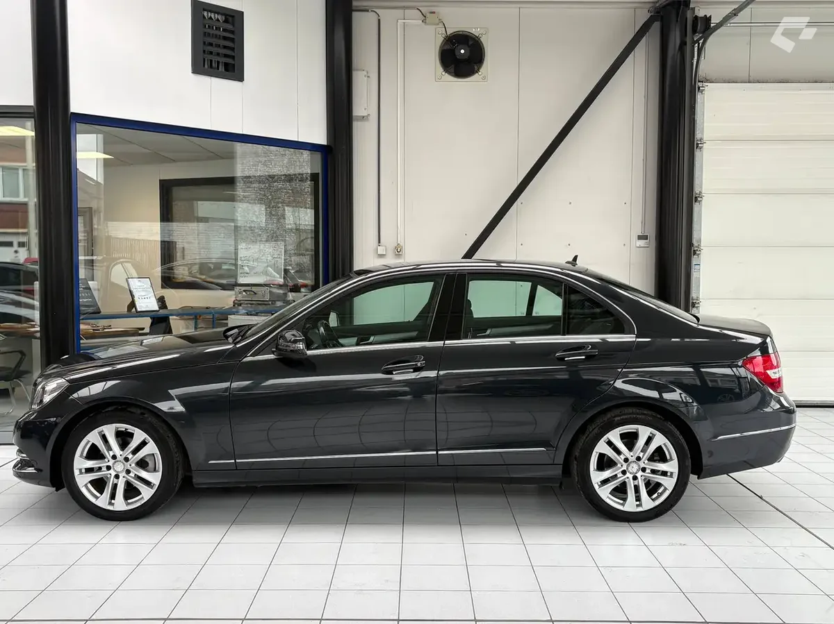 Mercedes-Benz Classe C 2012 — photo 2