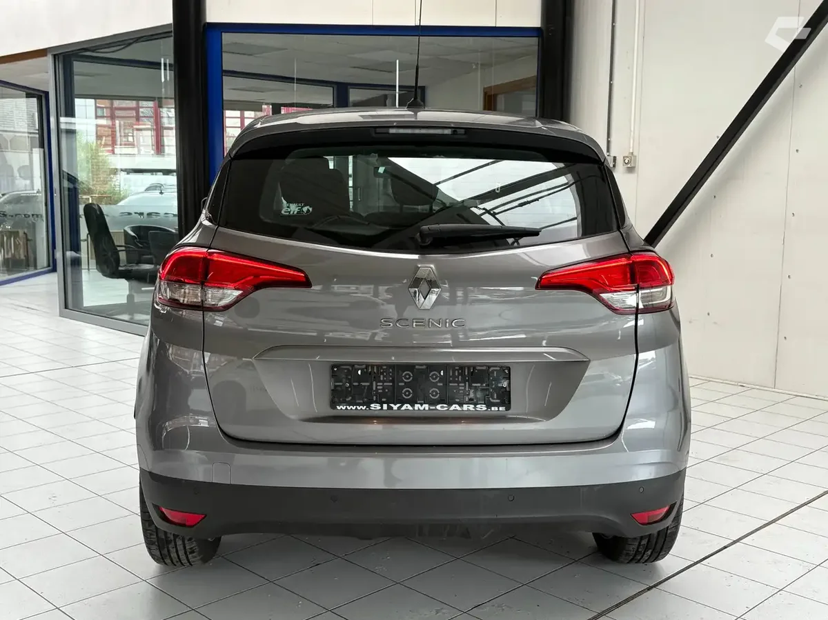 Renault Scenic 2018 — photo 4