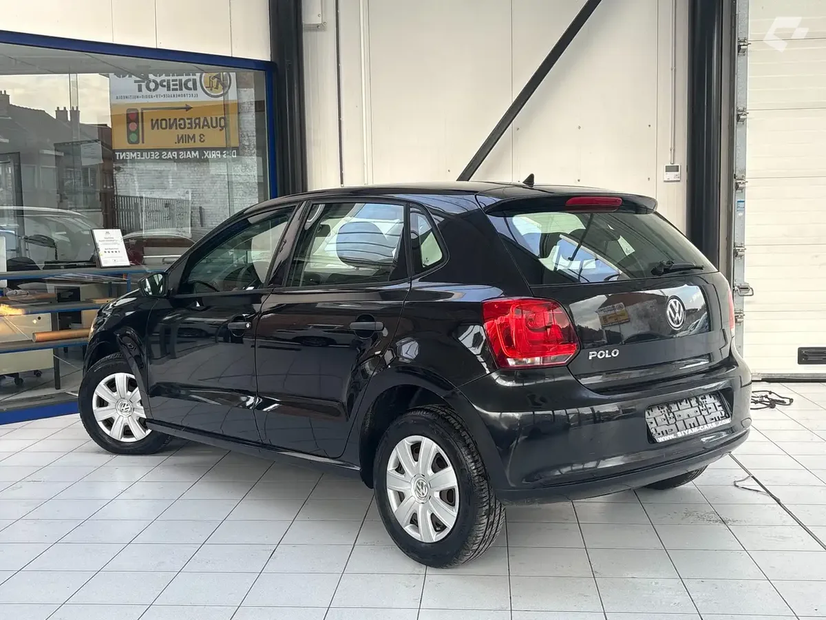 Volkswagen Polo 2011 — photo 3
