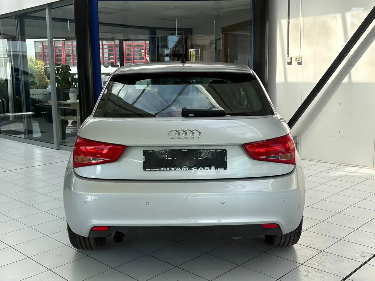 Audi A1 2011 — photo 4