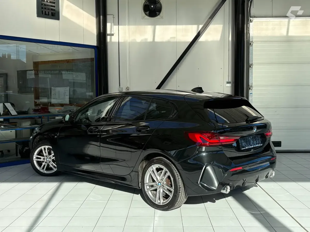 BMW 118 2021 — photo 3