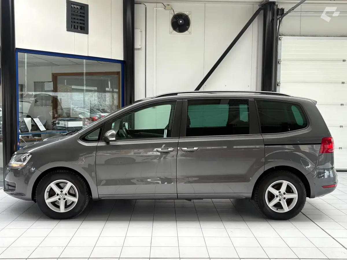 Volkswagen Sharan 2013 — photo 2