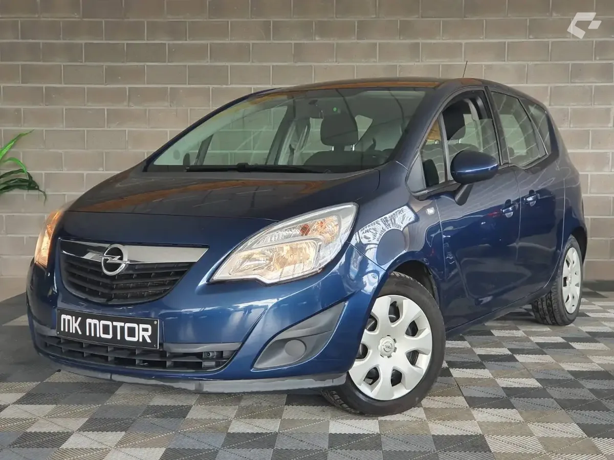 Opel Meriva 2012 — photo 1