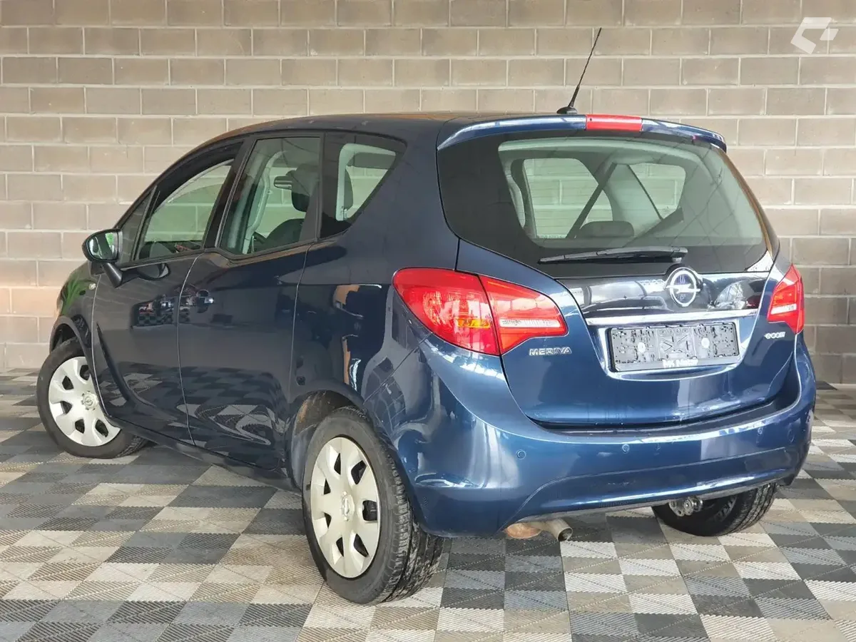 Opel Meriva 2012 — photo 4