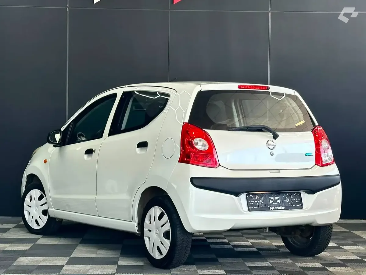 Nissan Pixo 2012 — photo 4