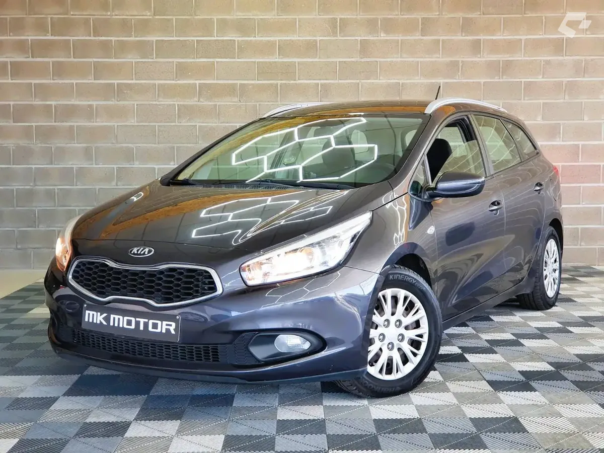 Kia Ceed Cee D 2013 — photo 1