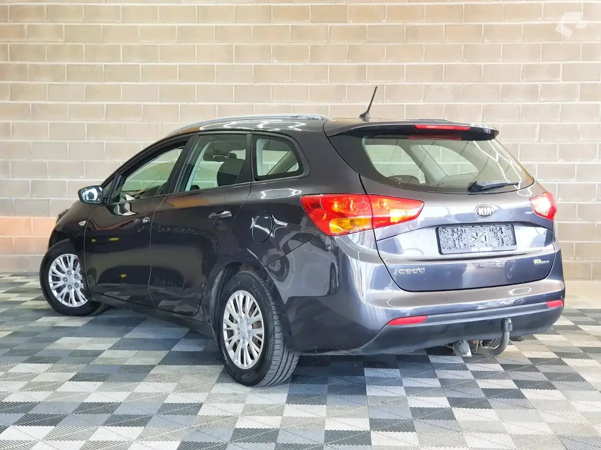 Kia Ceed Cee D 2013 — photo 3