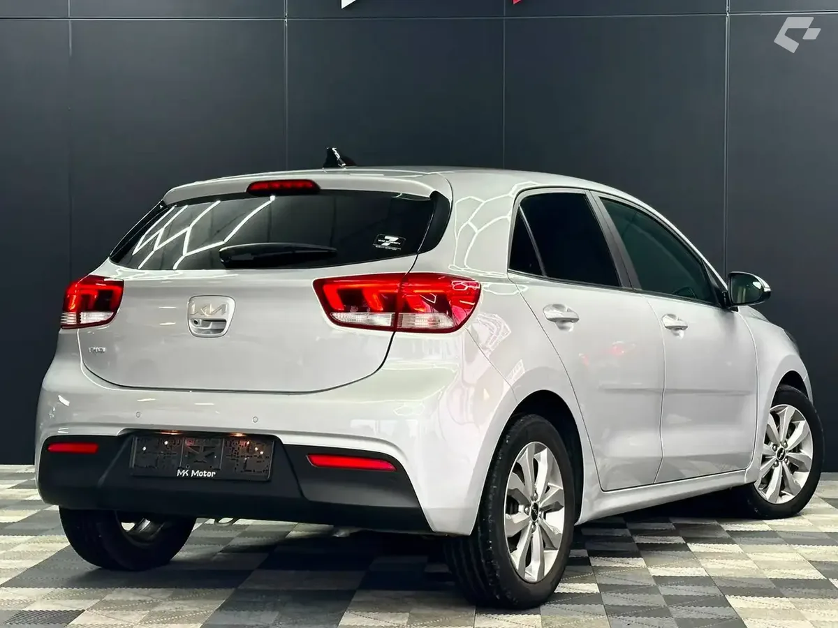 Kia Rio 2023 — photo 3