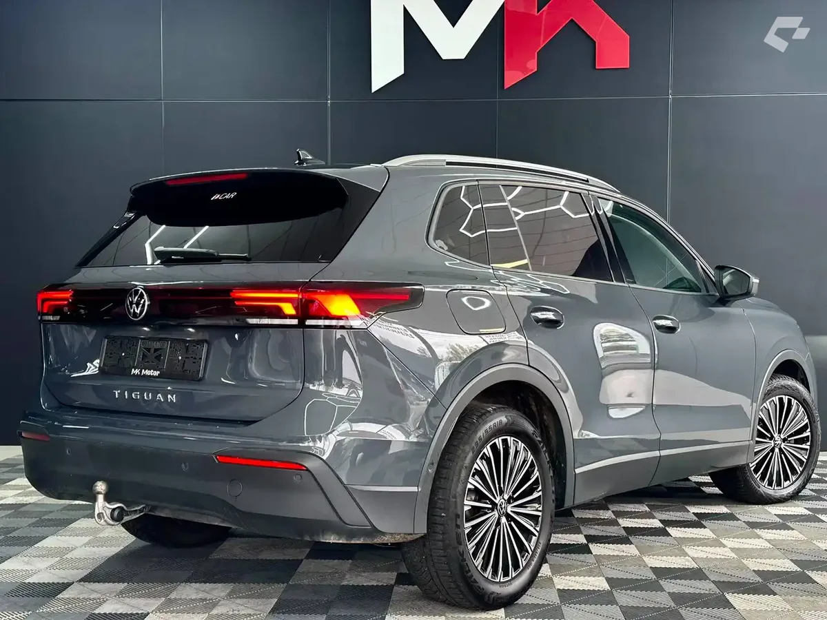 Volkswagen Tiguan 2024 — photo 4