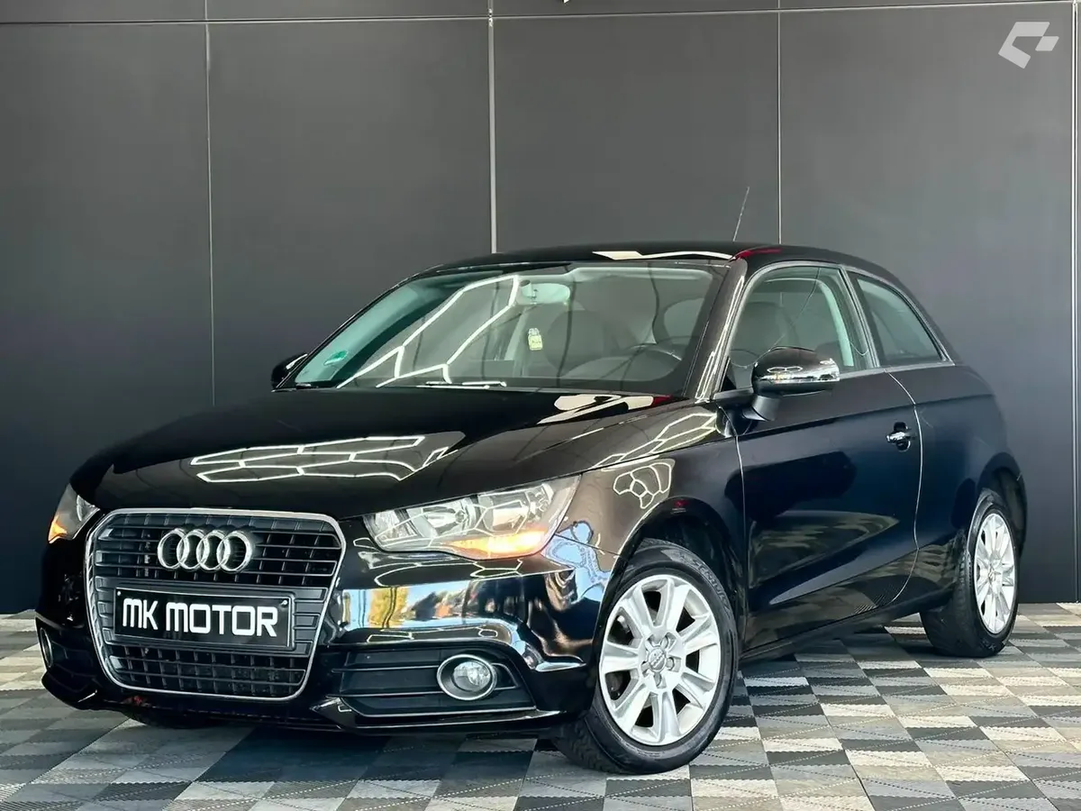 Audi A1 2011 — photo 1