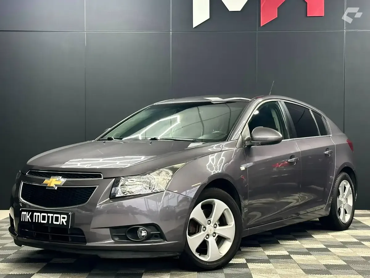 Chevrolet Cruze 2013 — photo 1
