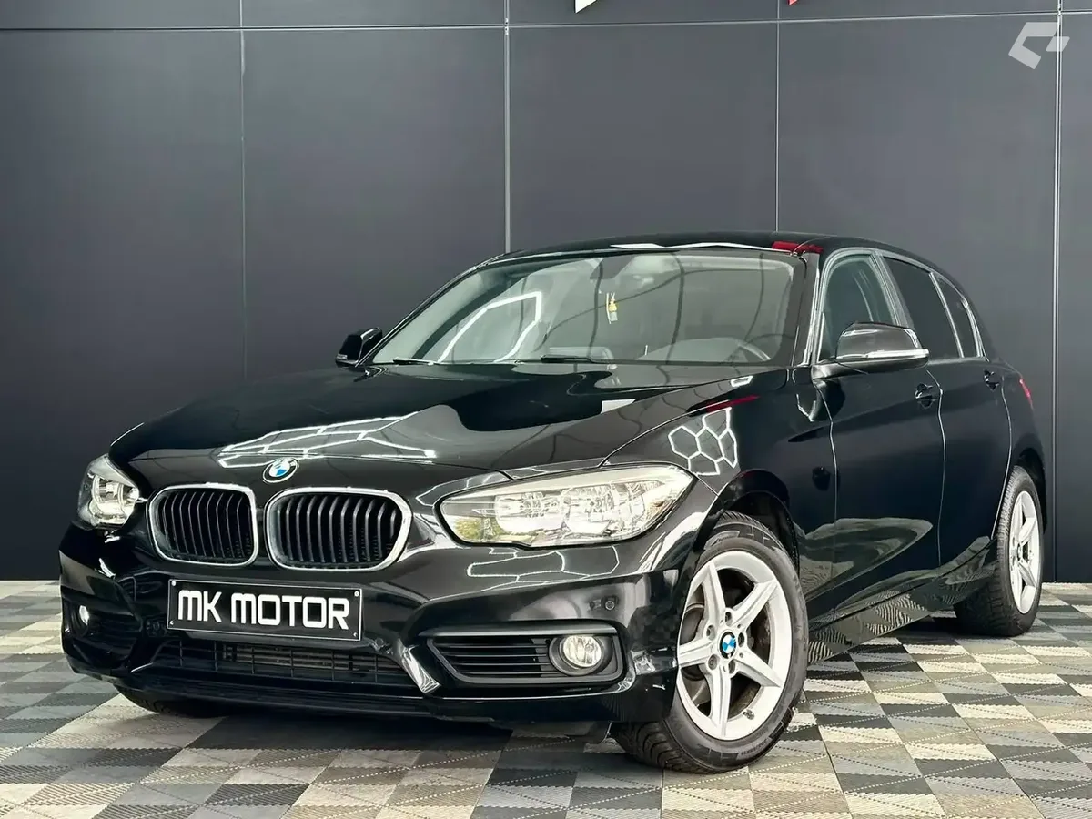 BMW 120 2018 — photo 1