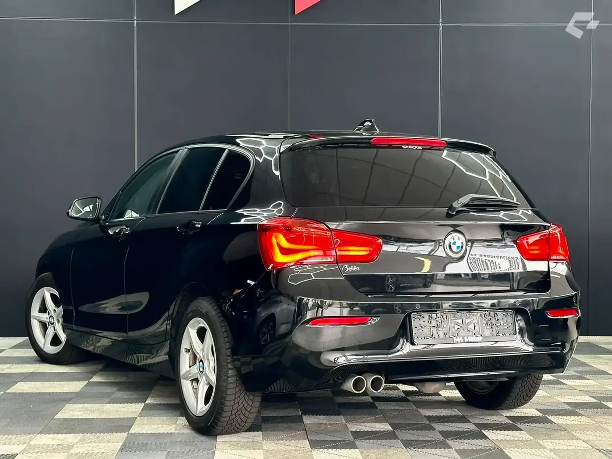 BMW 120 2018 — photo 4