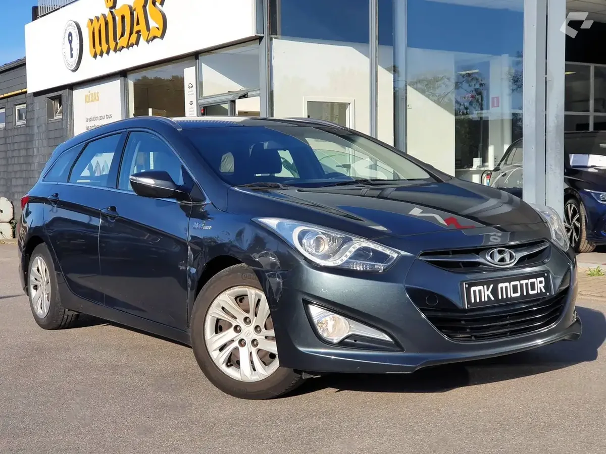 Hyundai i40 2012 — photo 2