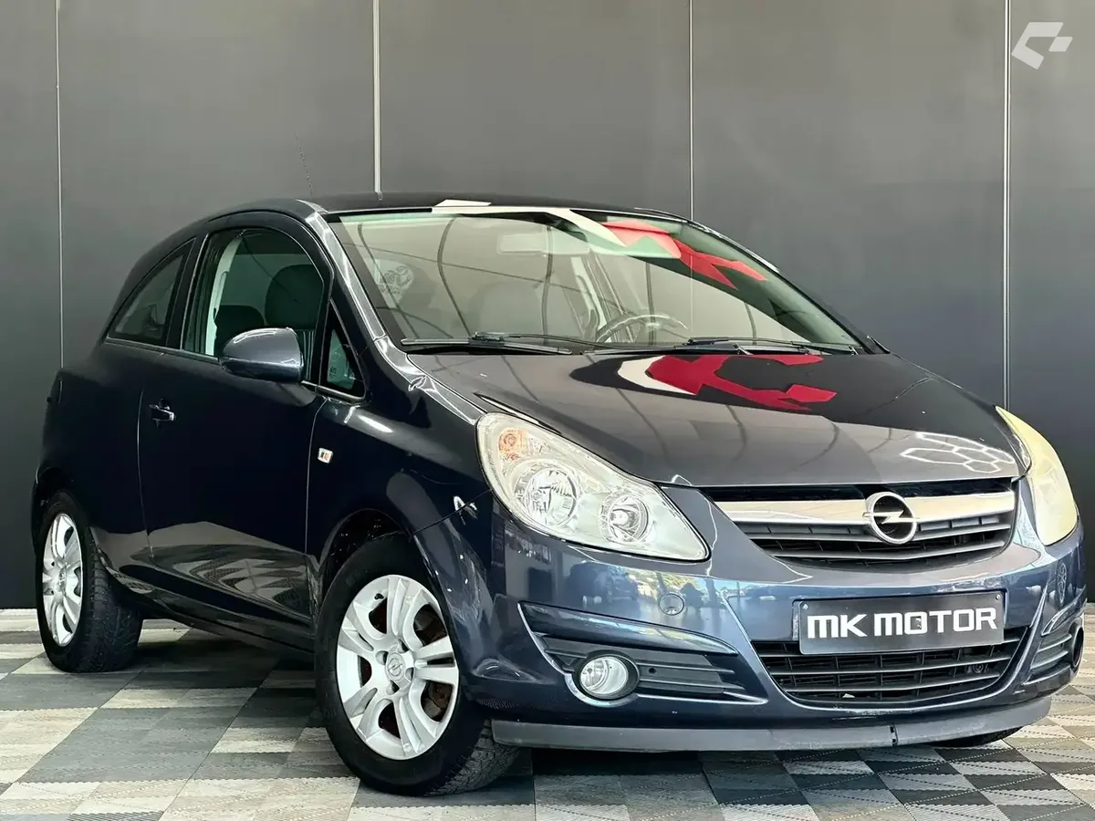 Opel Corsa 2010 — photo 2