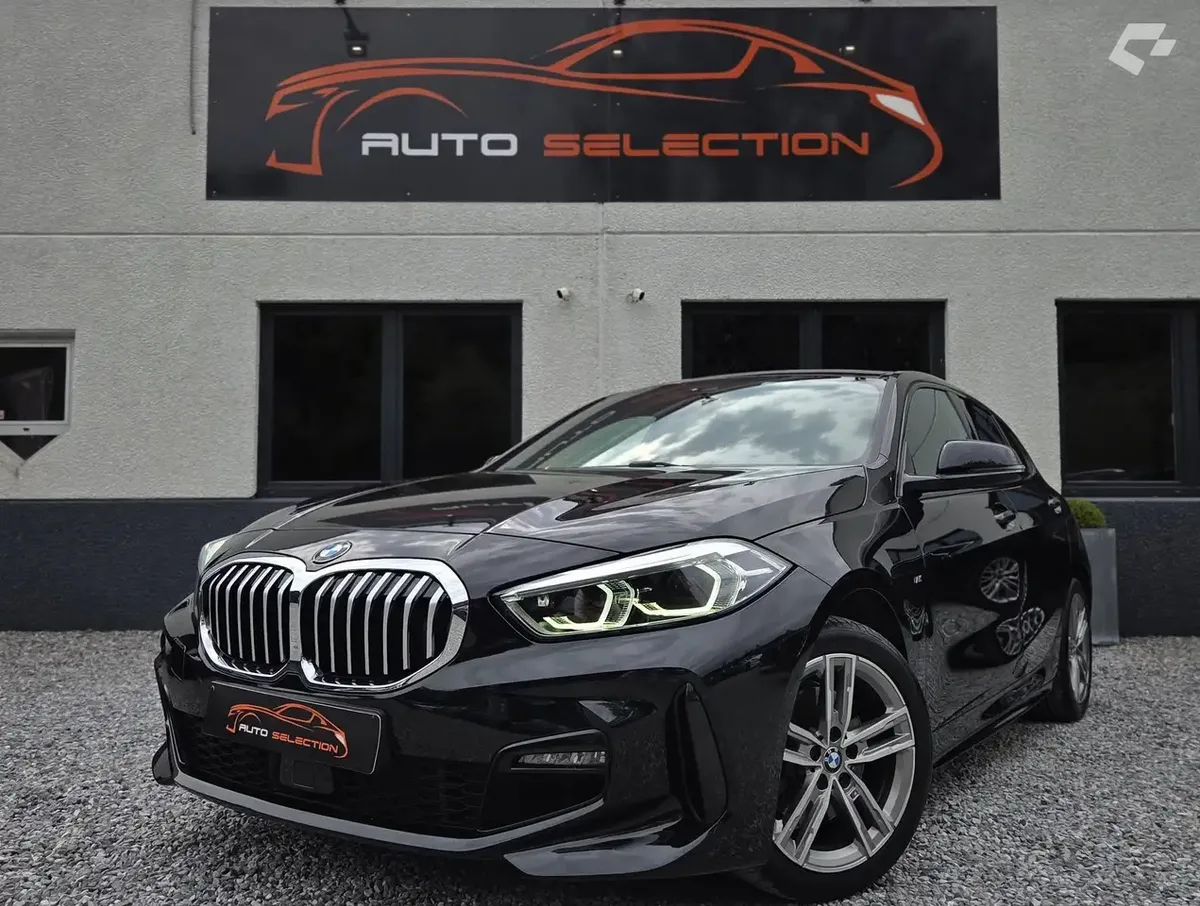 BMW 118 2020 — photo 1