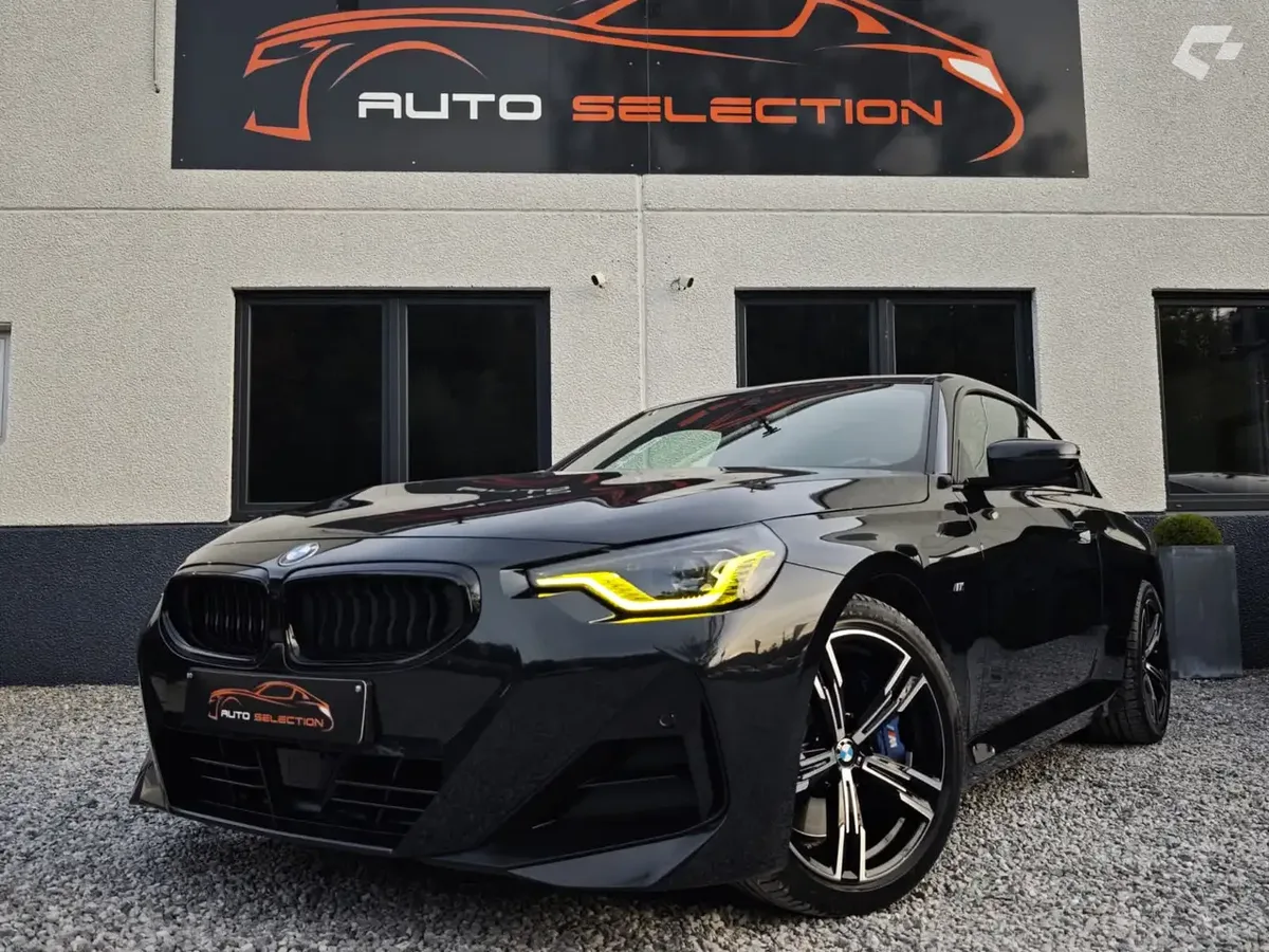 BMW 218 2023 — photo 1