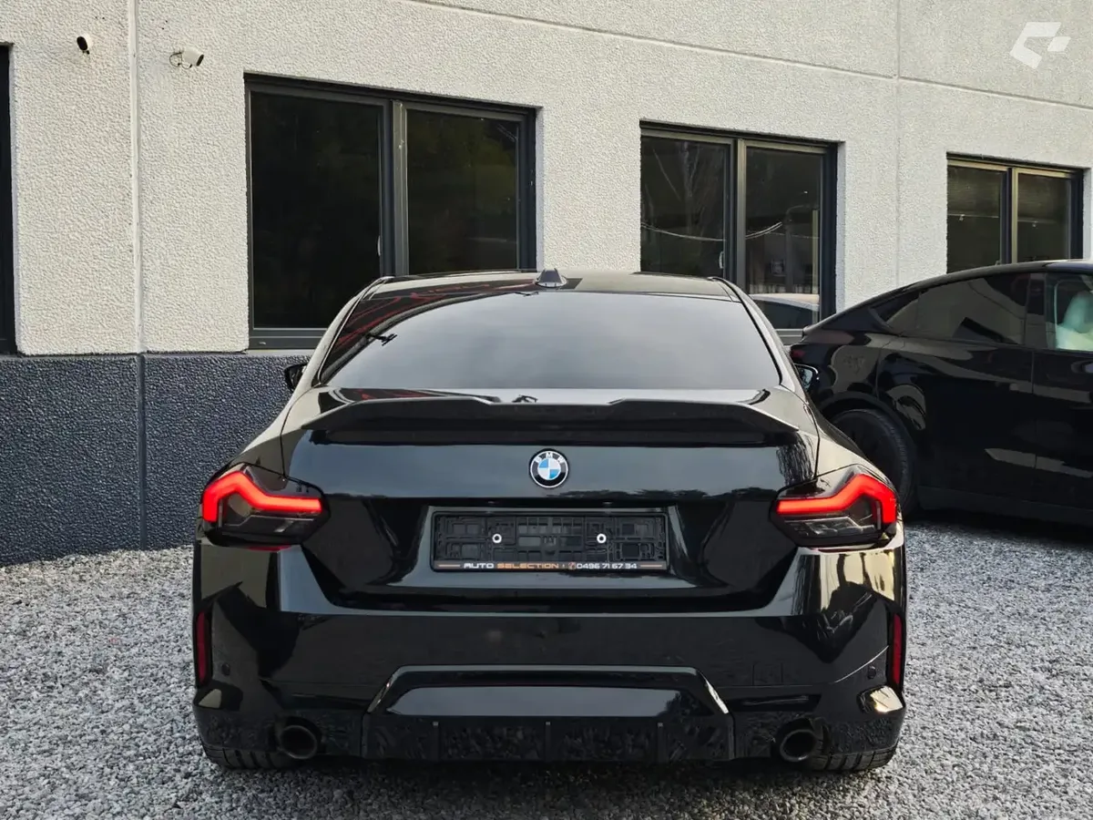 BMW 218 2023 — photo 3
