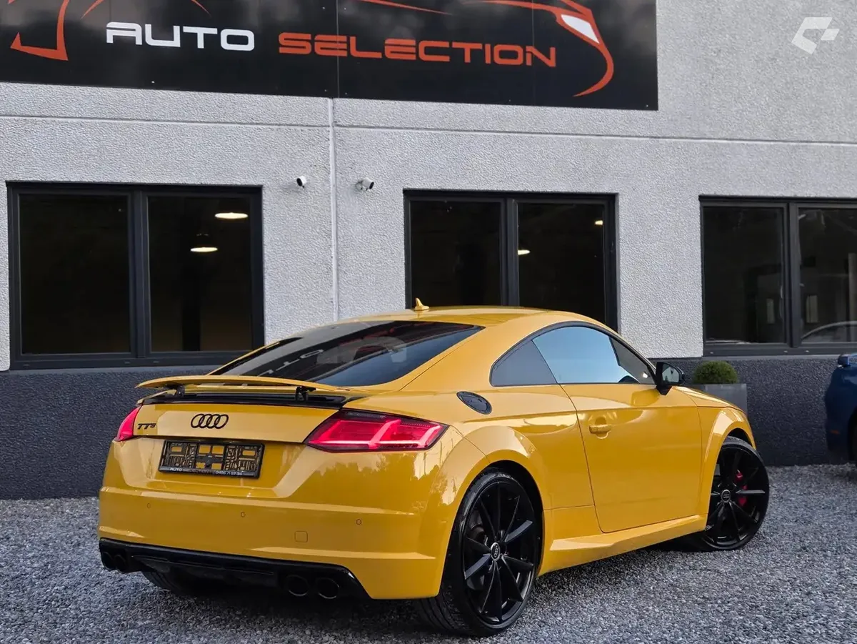 Audi TTS 2018 — photo 2