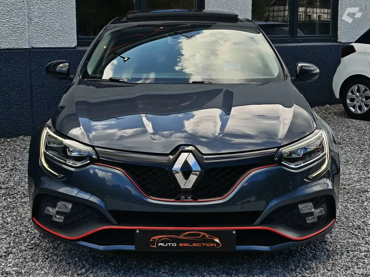 Renault Megane 2019 — photo 3