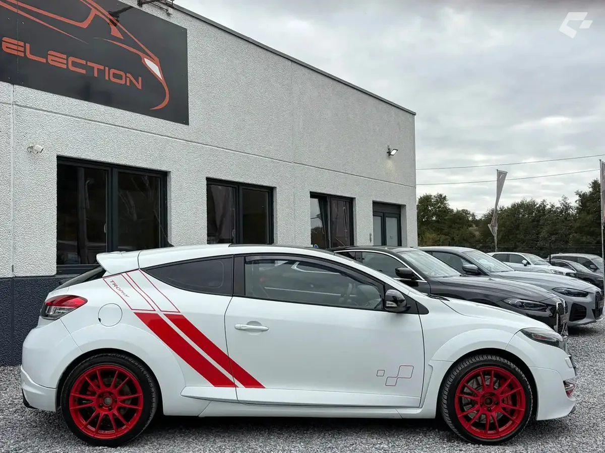 Renault Megane 2010 — photo 4