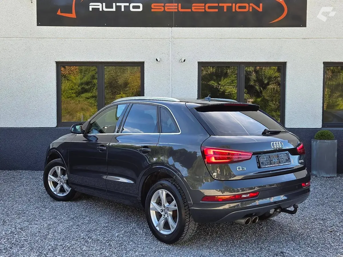 Audi Q3 2018 — photo 2